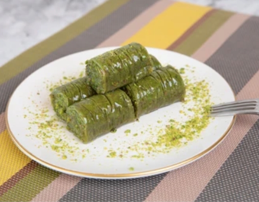 Hafif ve Lezzetli 1000 Gr Fıstık Sarma